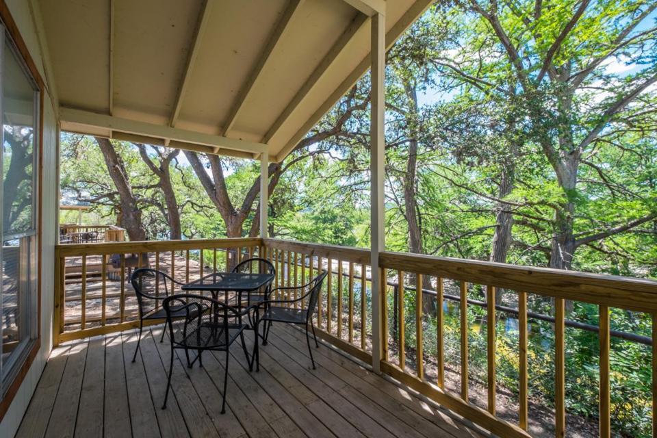 River Bluff Cabins Rio Frio Номер фото