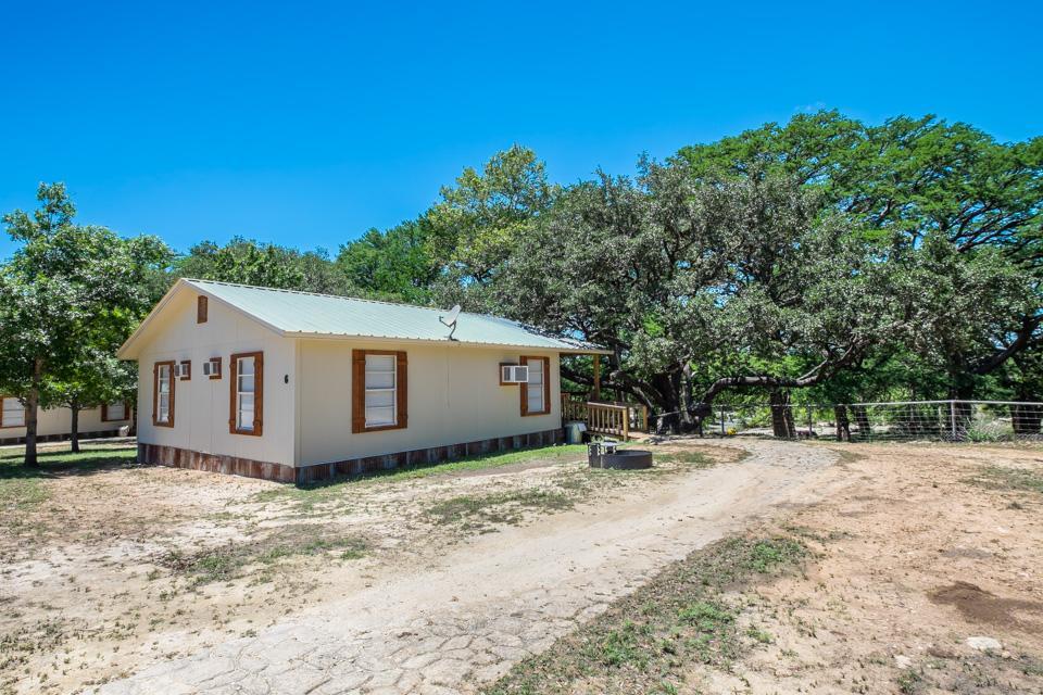 River Bluff Cabins Rio Frio Екстер'єр фото