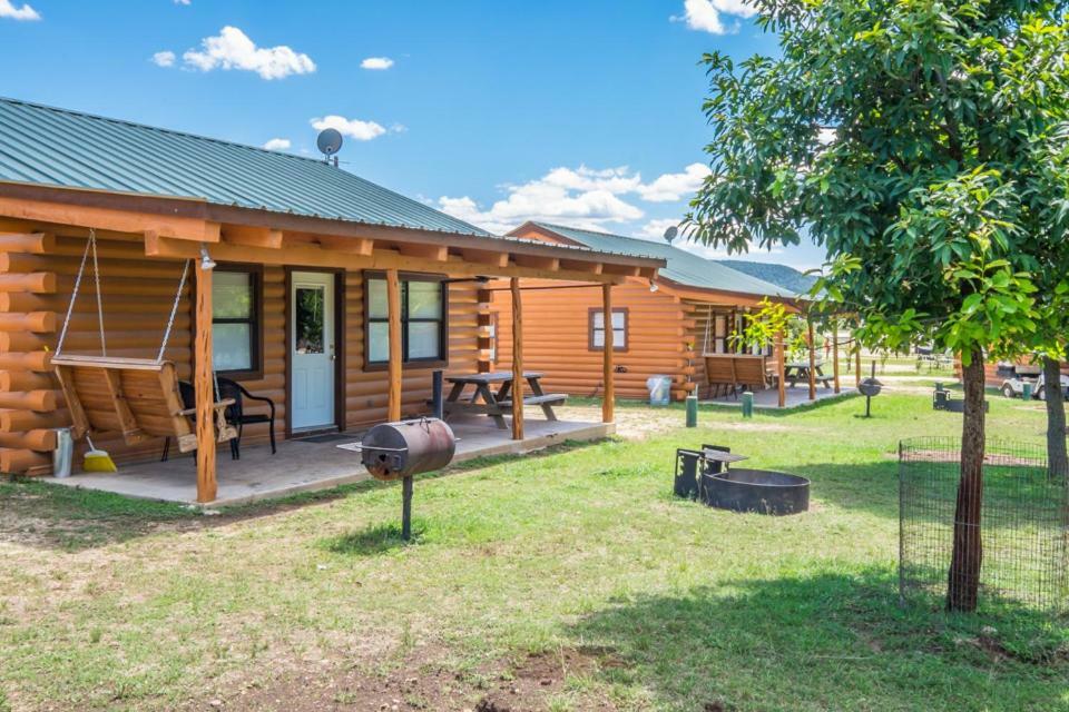 River Bluff Cabins Rio Frio Екстер'єр фото
